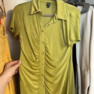 Green button up dress!💚